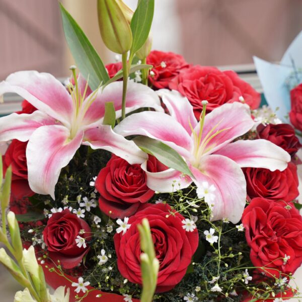Flower set Lilly’s and Roses